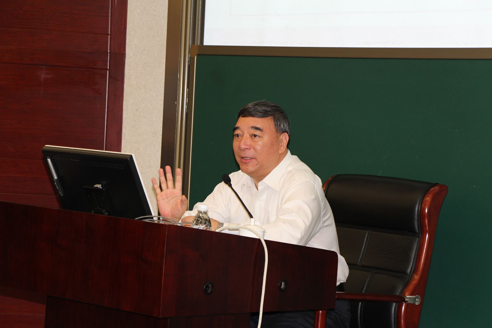 EMC易倍(中国区)体育官方网站