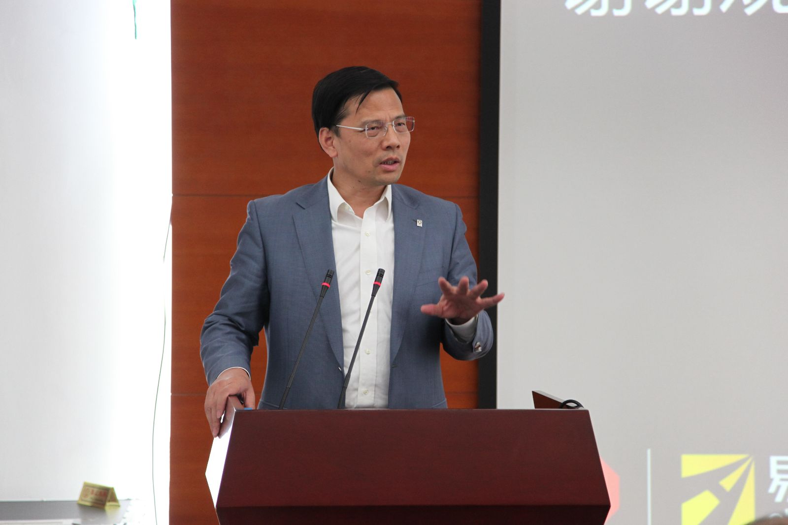 EMC易倍(中国区)体育官方网站