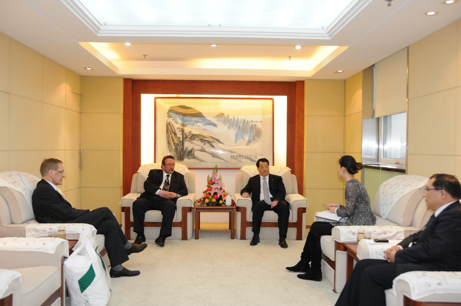 EMC易倍(中国区)体育官方网站