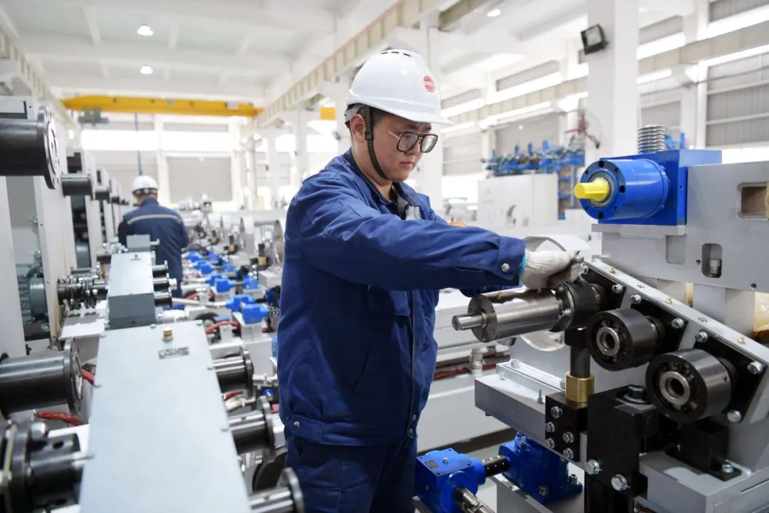 20220208162154323610